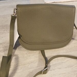 Thirty-One Nwts Green Convertible Belt Bag